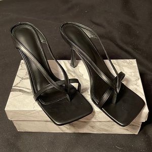 Square flip flop heels